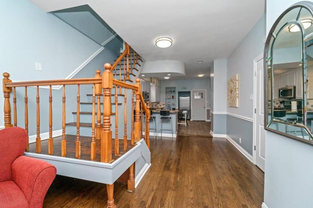 Cozy, Top-Floor 3Br Loft With Balcony In West Town Chicago Buitenkant foto